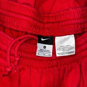 RED NIKE SWEATPANTS